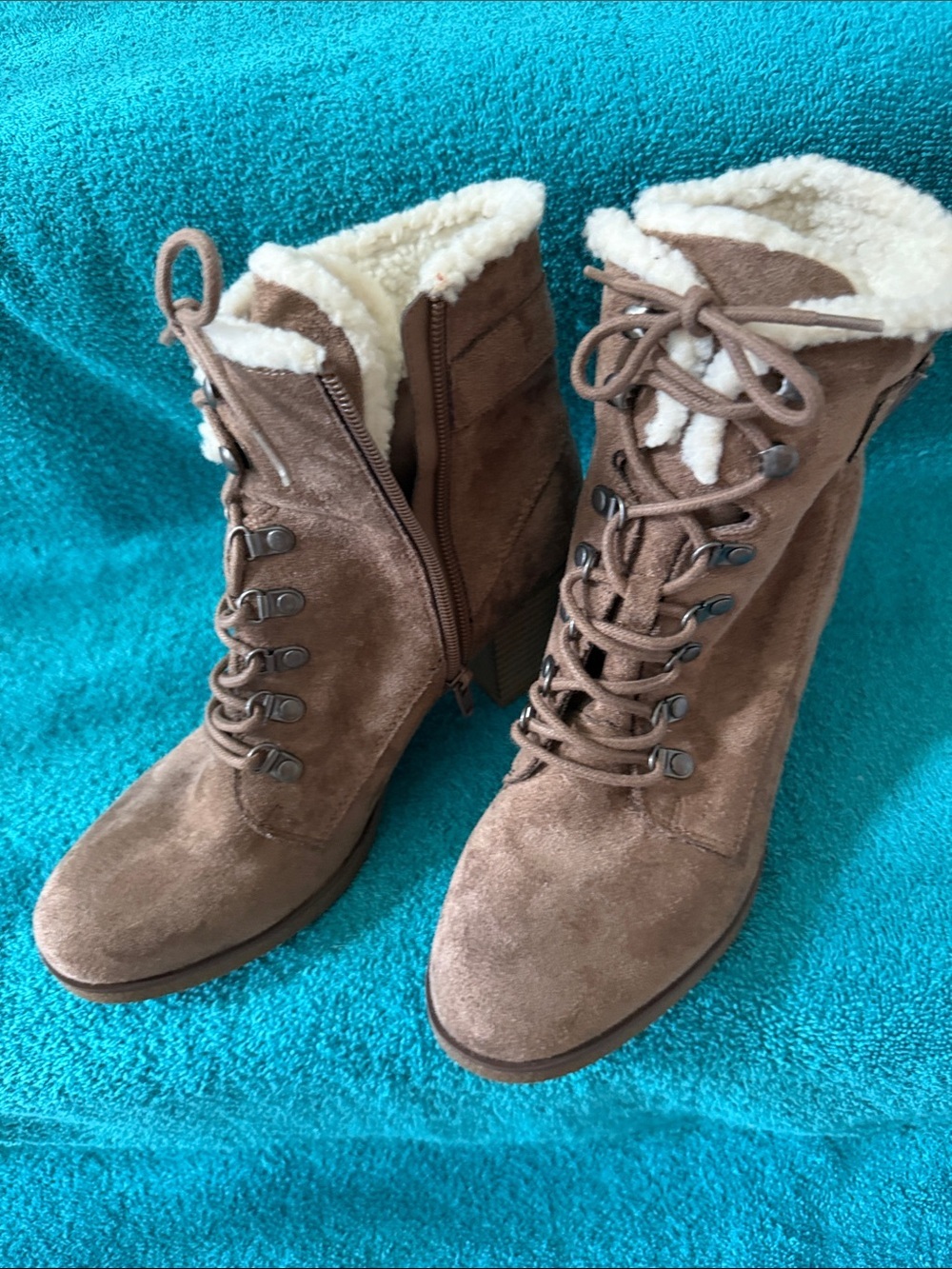 Kaari Blue Brown Faux-Suede Lace-Up Shearling Ankle Boots - Picture 6 of 6